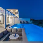 Spartakos Luxury Villa 2