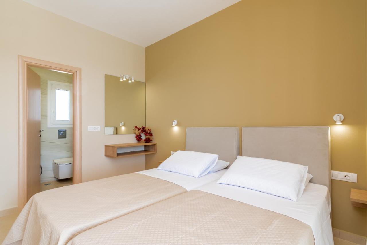 Vila Spartakos Luxury 2